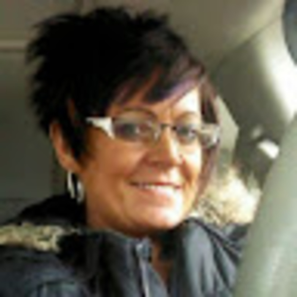 Meet your Posher, Deanna